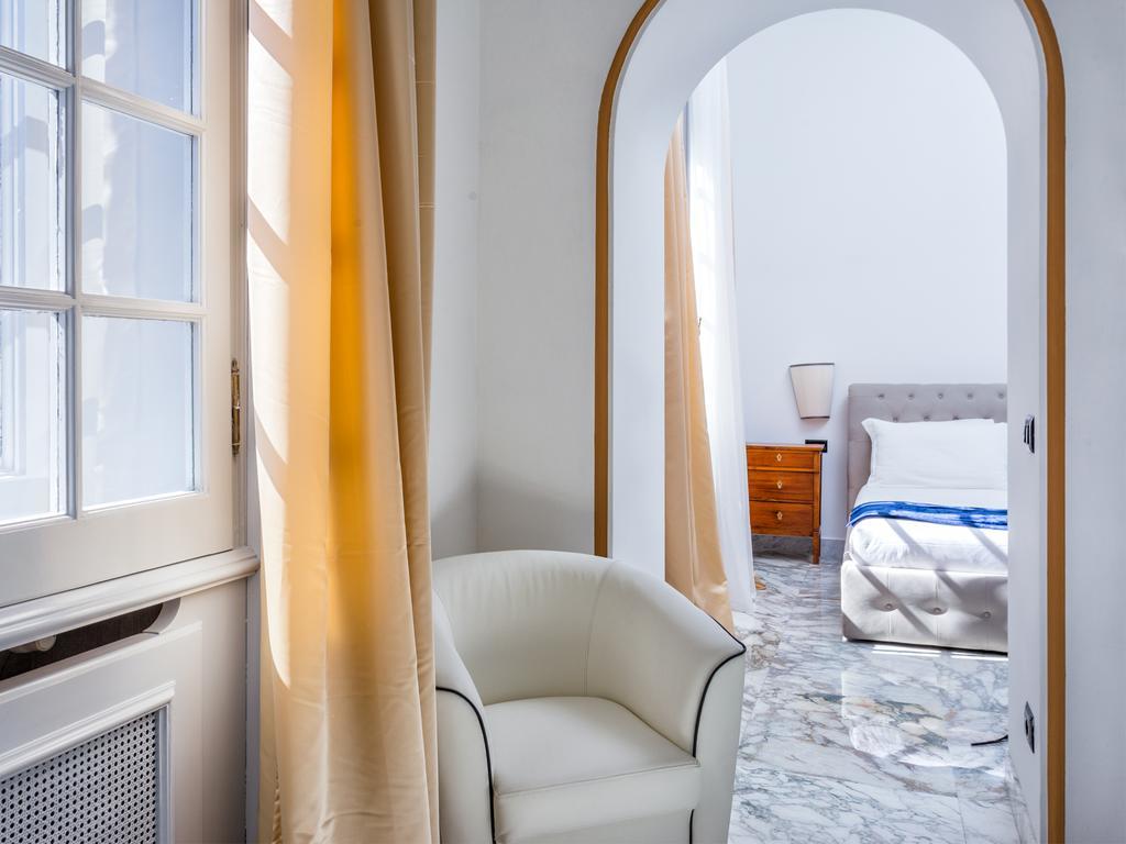 Queen Palace Suites Rome Bagian luar foto