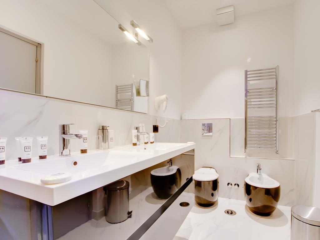 Queen Palace Suites Rome Bagian luar foto