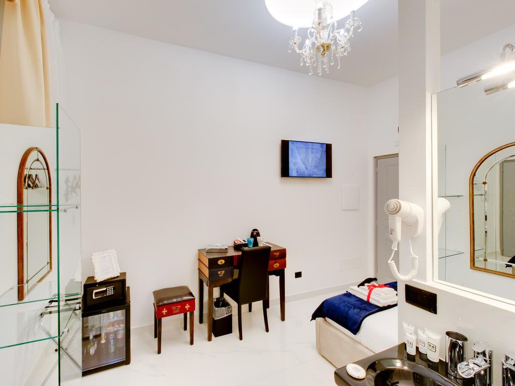 Queen Palace Suites Rome Bagian luar foto